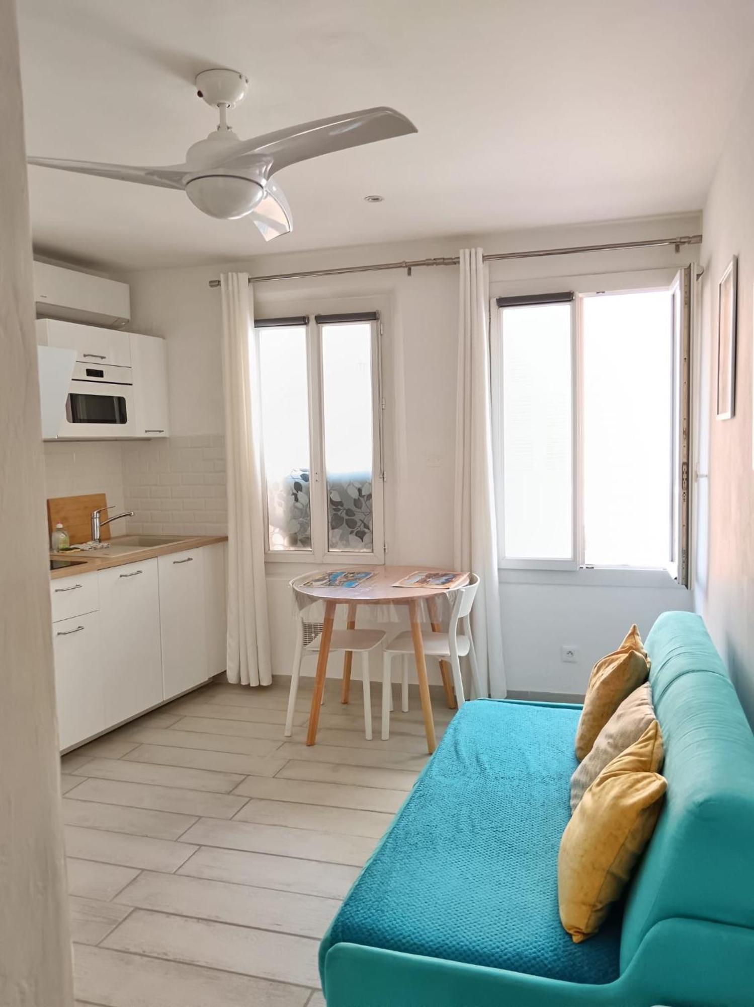 Superbe Studio Sur Le Port Et Rue Pietonne Sanary-sur-Mer Exteriér fotografie