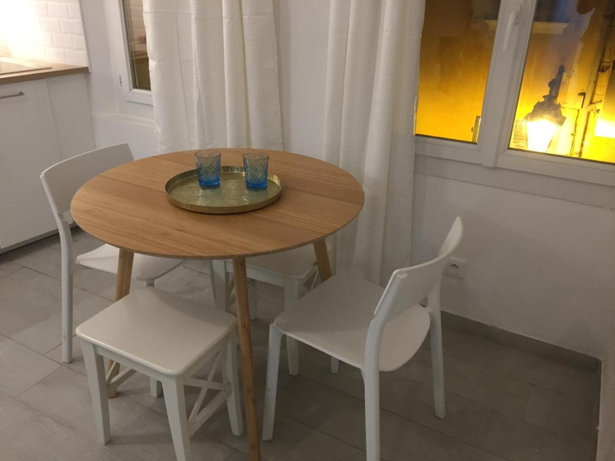 Superbe Studio Sur Le Port Et Rue Pietonne Sanary-sur-Mer Exteriér fotografie